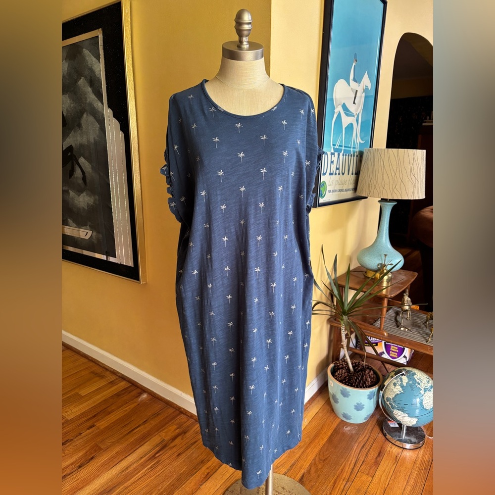 boden navy blue palm tree dress